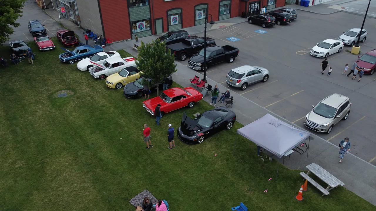 Isquare Car Show