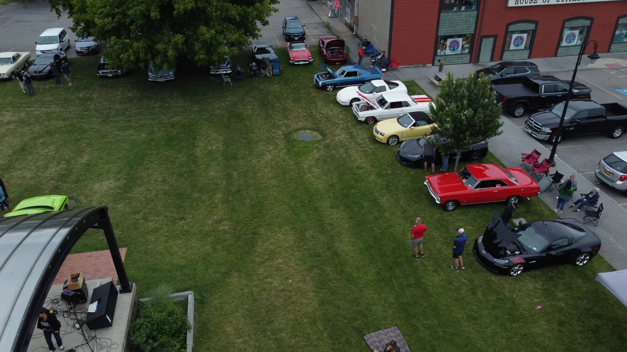 Isquare Car Show