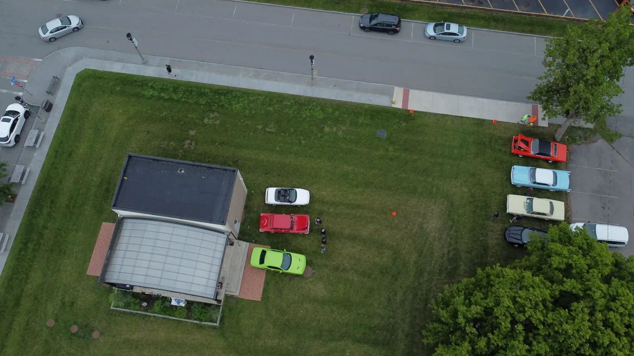 Isquare Car Show